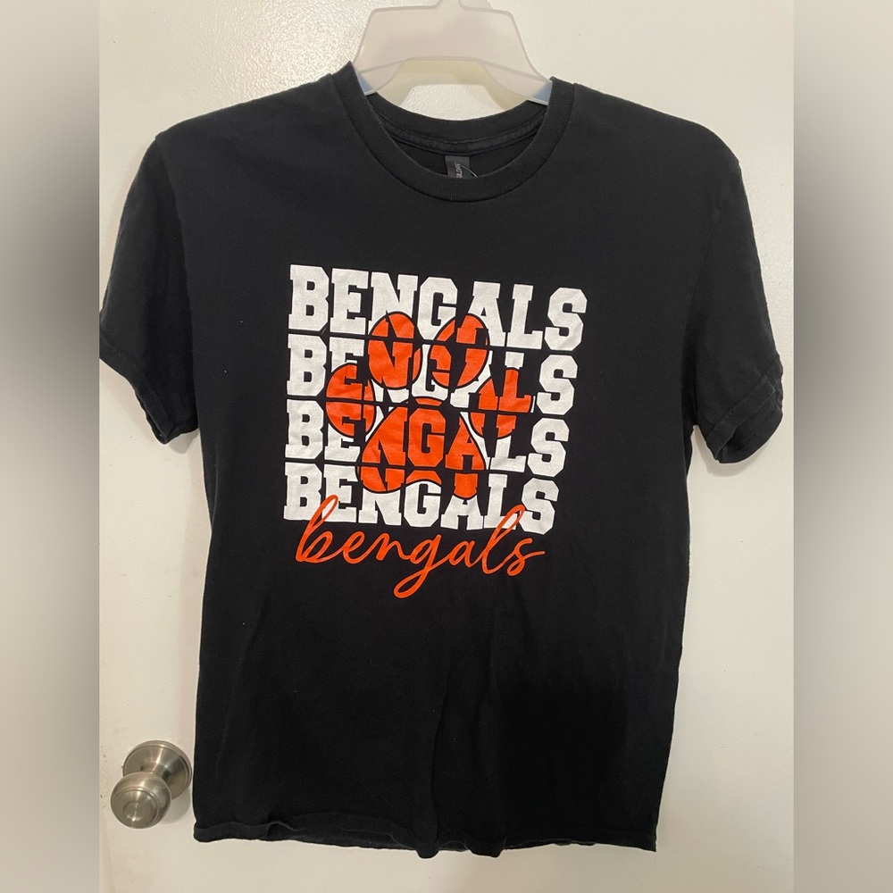 Gildan Heavy cotton Short sleeve Black Cincinnati Bengals Graphic T Shirt M